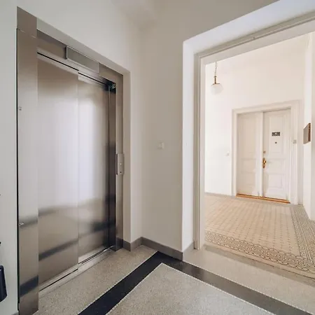 Magnificent Historical Penthouse In The Heart Of * Praha