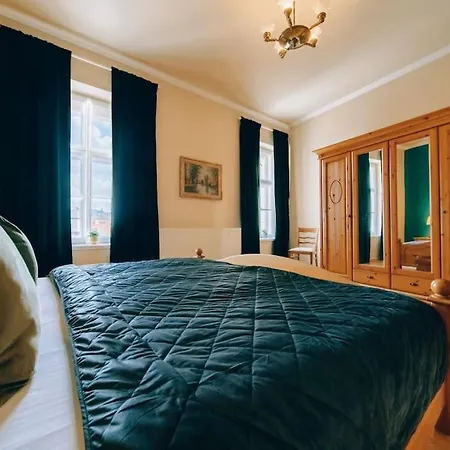 Apartmán Magnificent Historical Penthouse In The Heart Of *