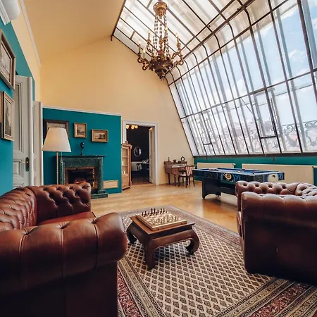 Apartmán Magnificent Historical Penthouse In The Heart Of