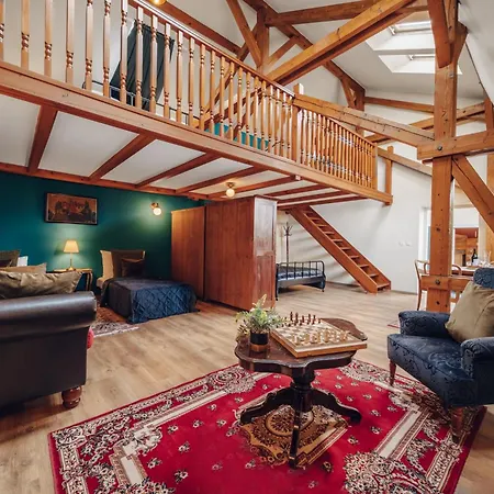 Magnificent Historical Penthouse In The Heart Of Прага