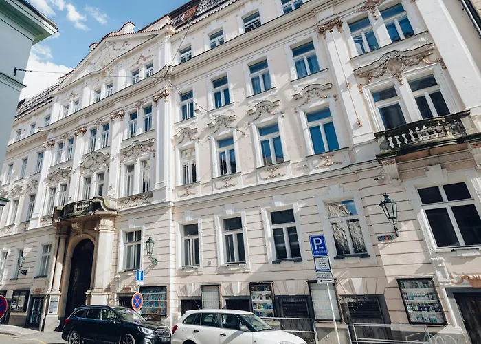 Apartmán Magnificent Historical Penthouse In The Heart Of Praha
